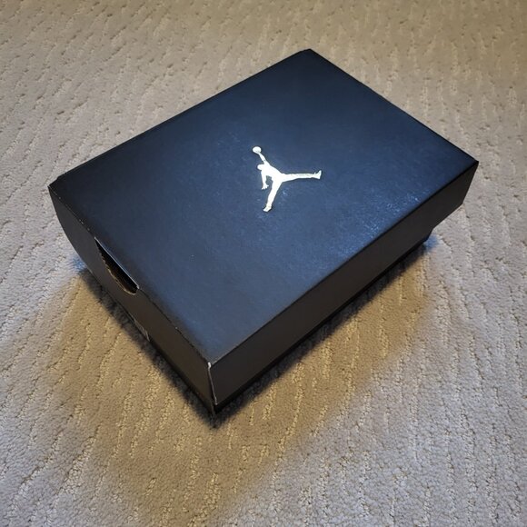 Baby Size 8c - Jordan 4 Retro Fear (2024) (TD) -  FV4538-002 - AUTHENTIC NEW! - Picture 9 of 10